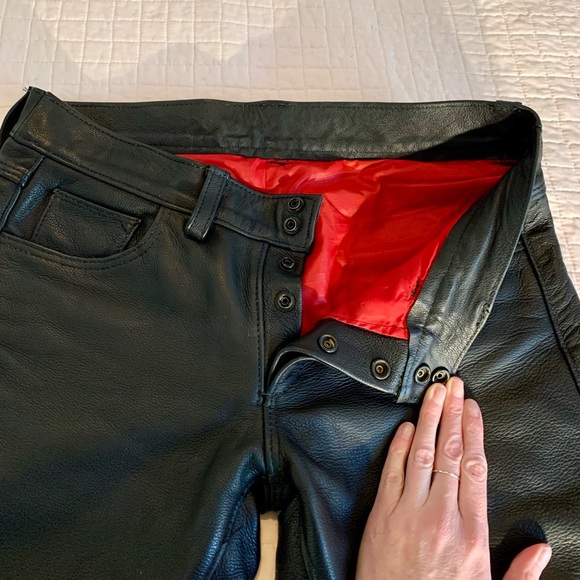 Lined Leather Bootcut Pants - Jeans Style Hot! 🔥 - Picture 4 of 5
